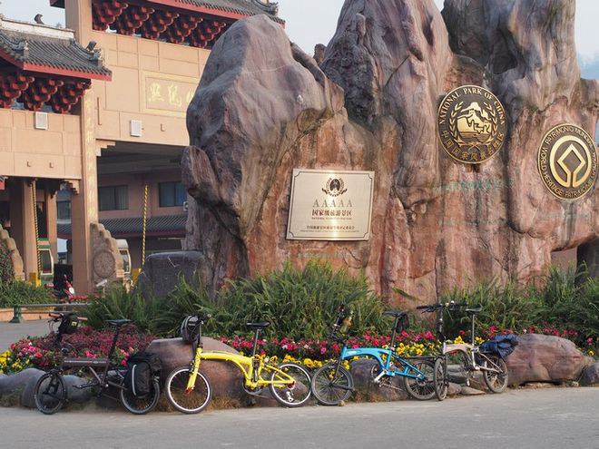 带上小折去旅行:峨嵋半山,风雨柳江之ANEMOS随拍(附安检小插曲)