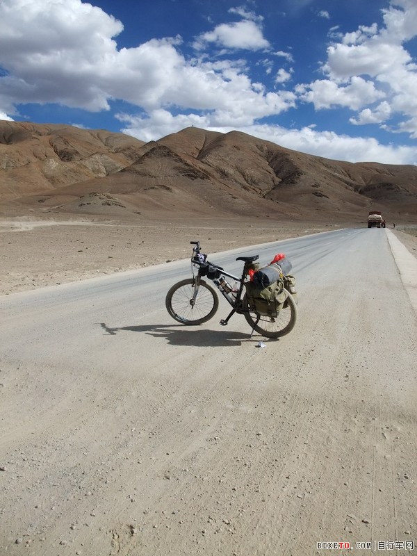 新藏线,中尼,珠峰骑行,单车旅行,末日的远征,西藏骑行,自行车旅行