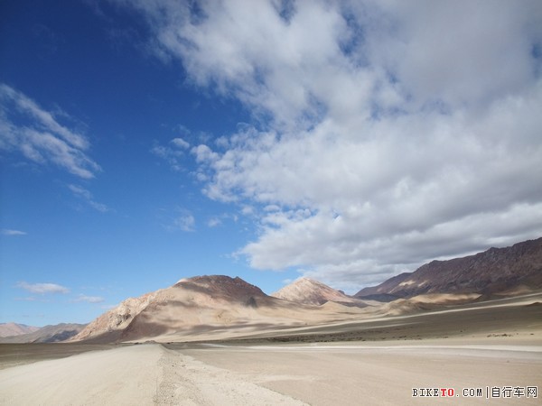 新藏线,中尼,珠峰骑行,单车旅行,末日的远征,西藏骑行,自行车旅行