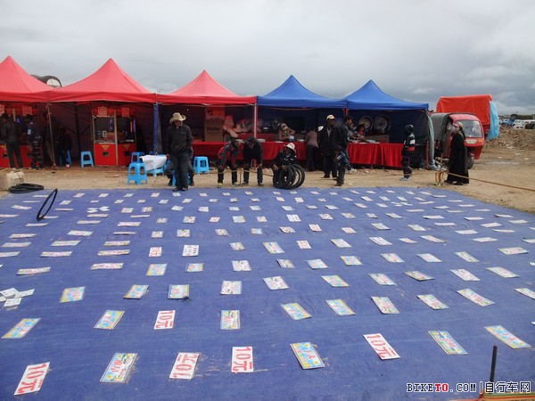 新藏线,中尼,珠峰骑行,单车旅行,末日的远征,西藏骑行,自行车旅行