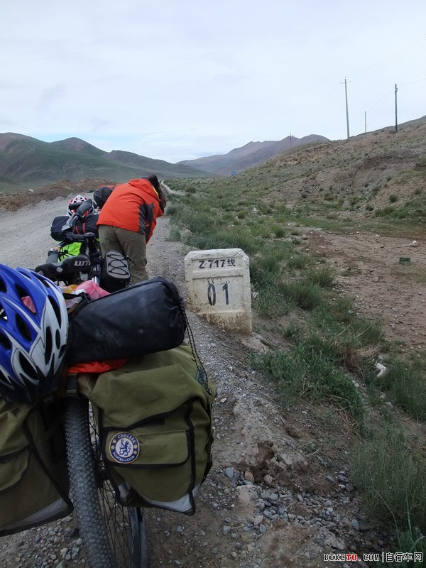 新藏线,中尼,珠峰骑行,单车旅行,末日的远征,西藏骑行,自行车旅行