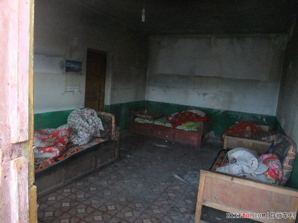 新藏线,中尼,珠峰骑行,单车旅行,末日的远征,西藏骑行,自行车旅行