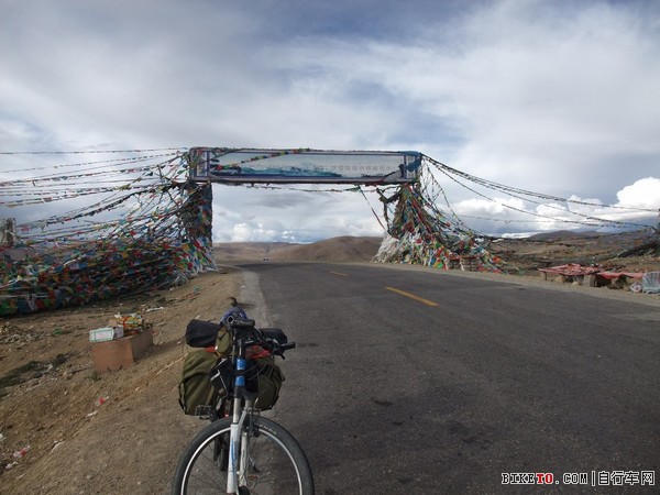 新藏线,中尼,珠峰骑行,单车旅行,末日的远征,西藏骑行,自行车旅行