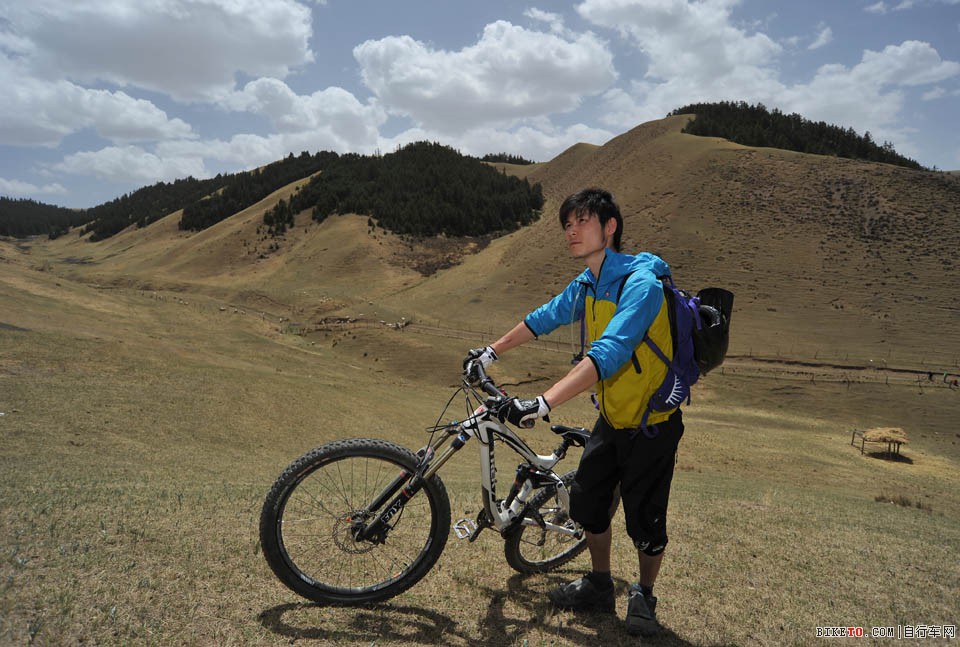 山地穿越骑行活动之AM穿越康乐草原