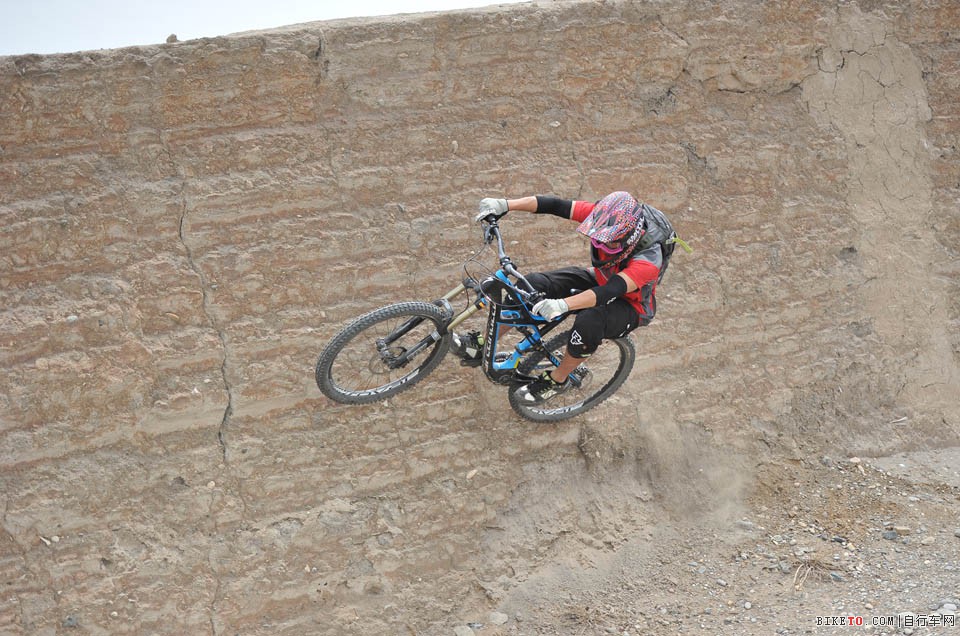 2013骑迹山地穿越活动之——AM穿越嘉峪关古长城 祁连山