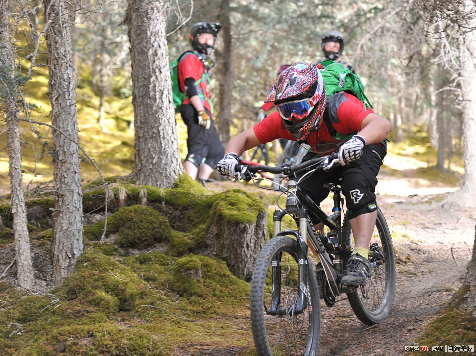 山地穿越骑行活动之AM穿越康乐草原