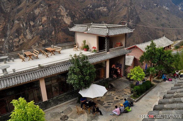 上虎跳,中虎跳,玉龙雪山,单车旅行