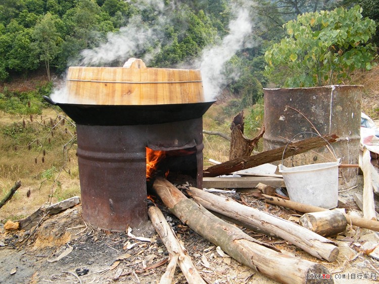肇庆鼎湖坳头岭“农家大锅饭” 肇庆鼎湖坳头岭“农家大锅饭”