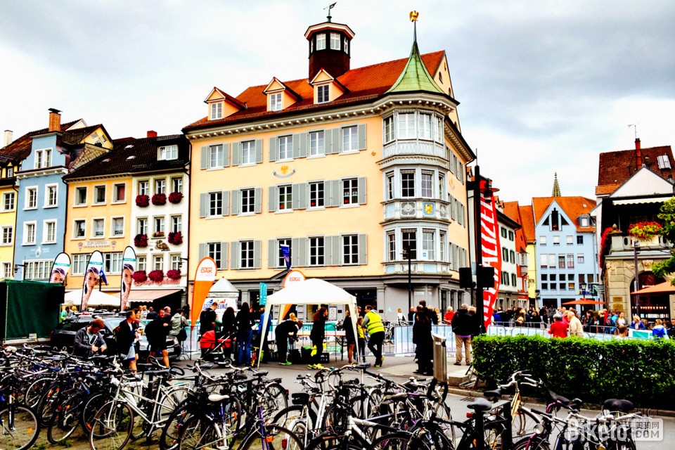 遍地的自行车 遍地的自行车