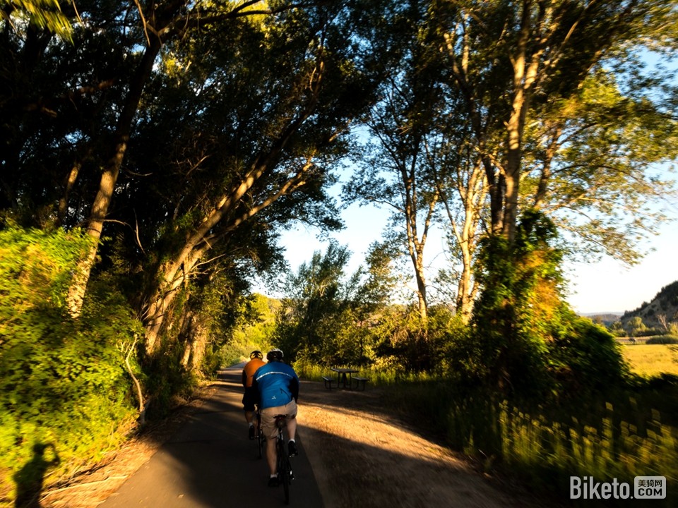 清早上路 清早上路