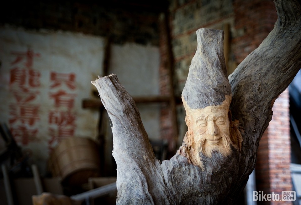 未完成的木雕 未完成的木雕