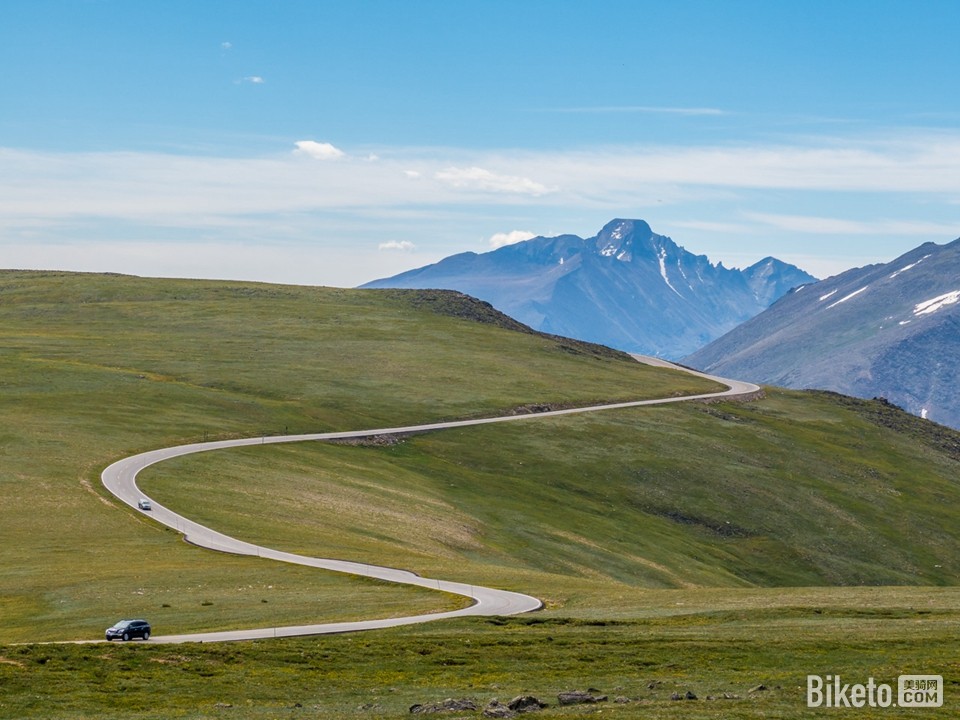 蜿蜒的山路 蜿蜒的山路