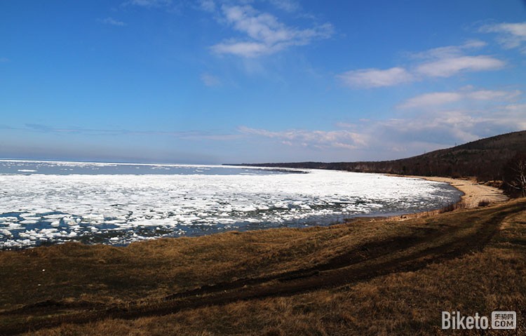 5月的贝加尔湖仍有浮冰 5月的贝加尔湖仍有浮冰