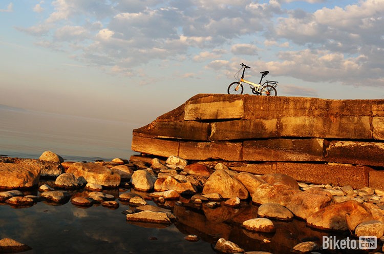 贝加尔湖在斯柳江卡码头 贝加尔湖在斯柳江卡码头
