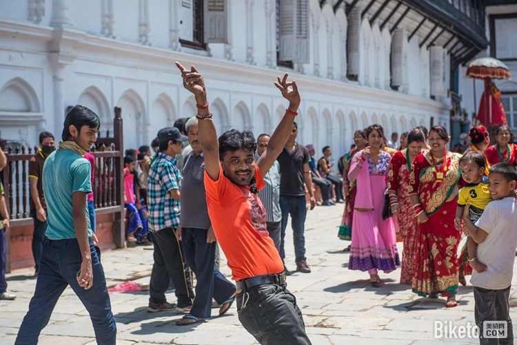 ���ɴ�Խ����