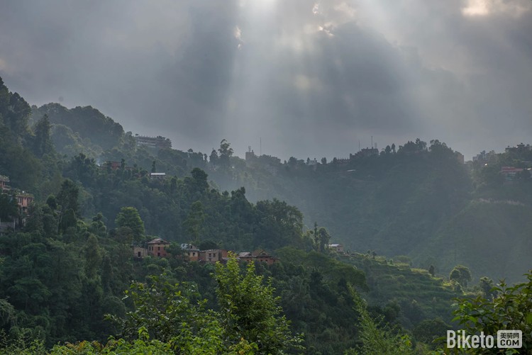 ���ɴ�Խ����