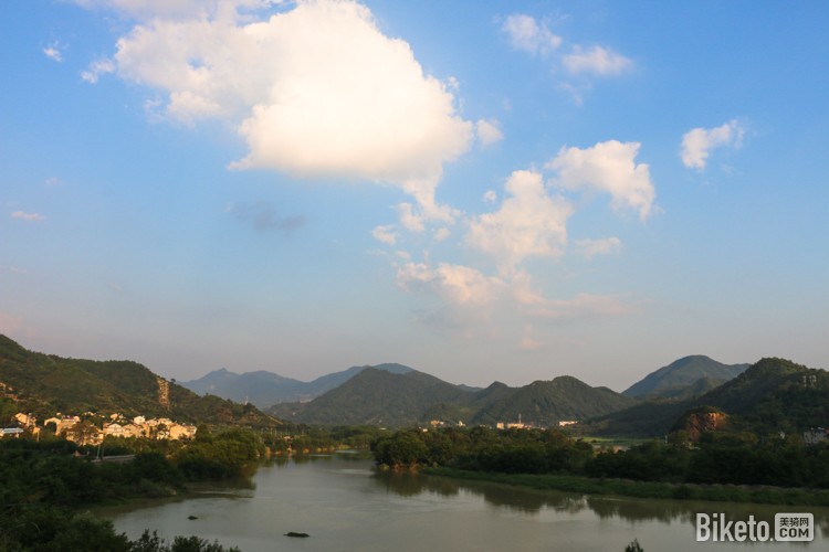 �������������ﺣ����[7]�պ������롰���á���_BIKETO����������Ƶ��