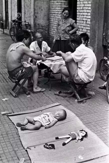 1987��ĵ�������