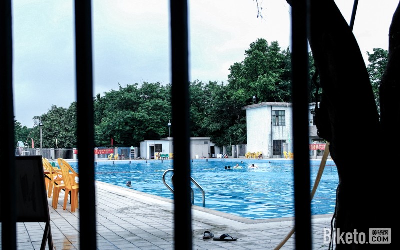 �����е���ʱ�� ��¥�Ͻֵ�����