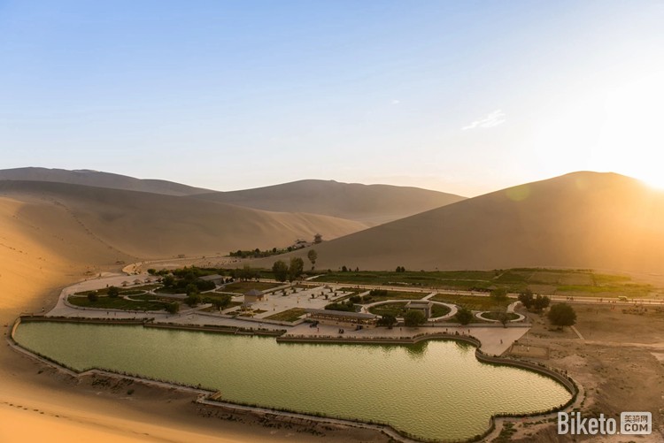 年度盘点丨今年最好玩的地方,都在这9篇游记里