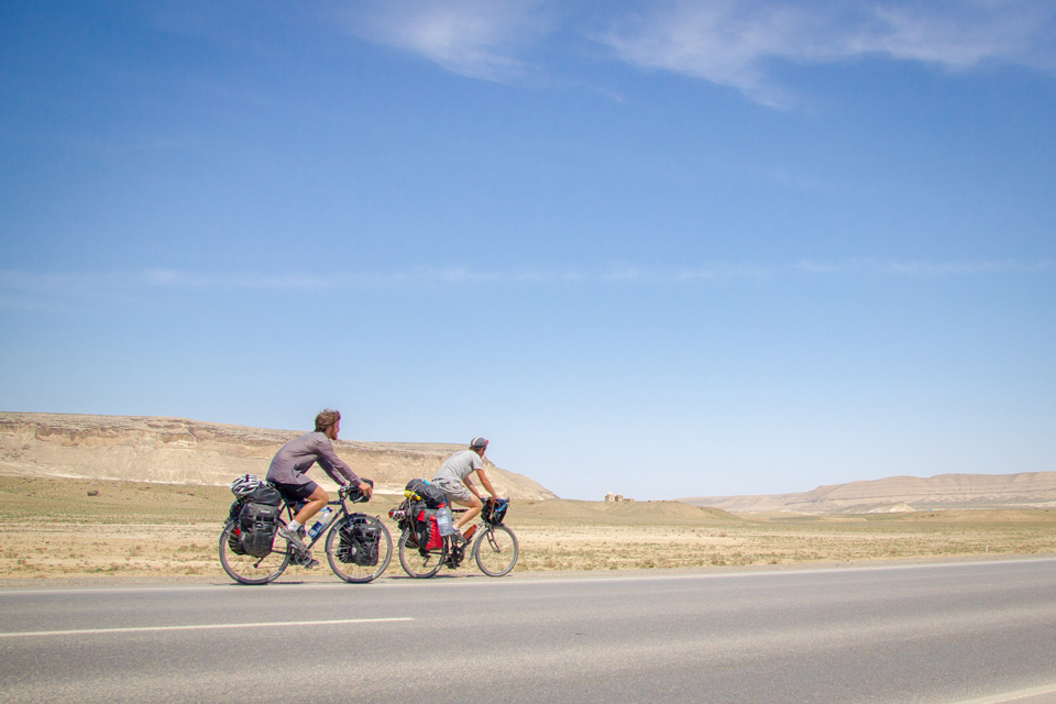 ����-��ɫɳĮ����֮��