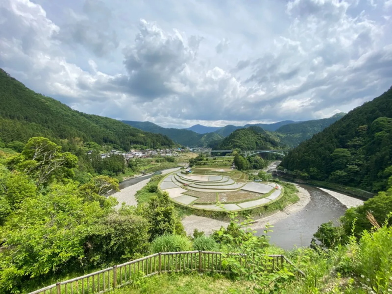 纪周山景-生石高原