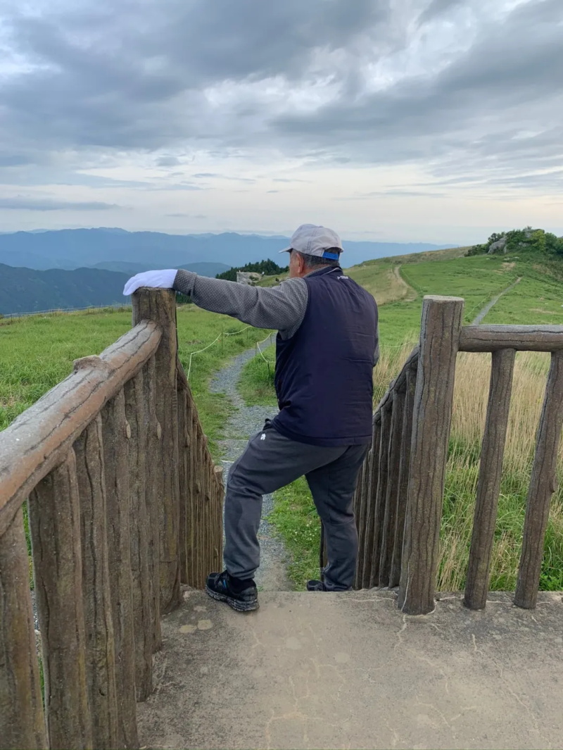 纪周山景-生石高原 纪周山景-生石高原