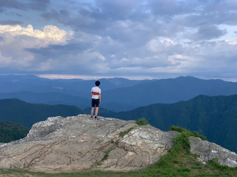 纪周山景-生石高原