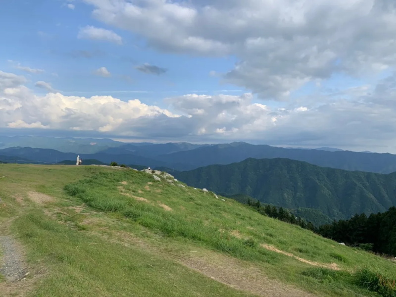 纪周山景-生石高原