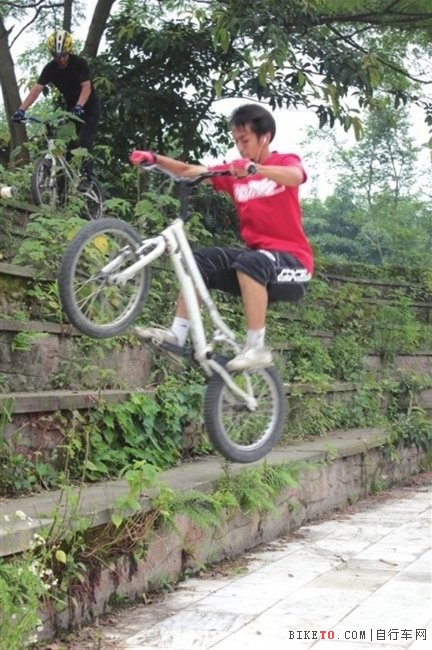 特技山地车