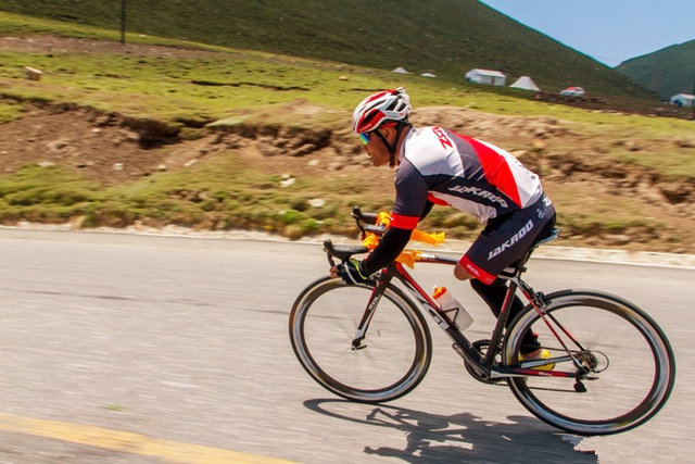 独脚骑士:一直骑下去