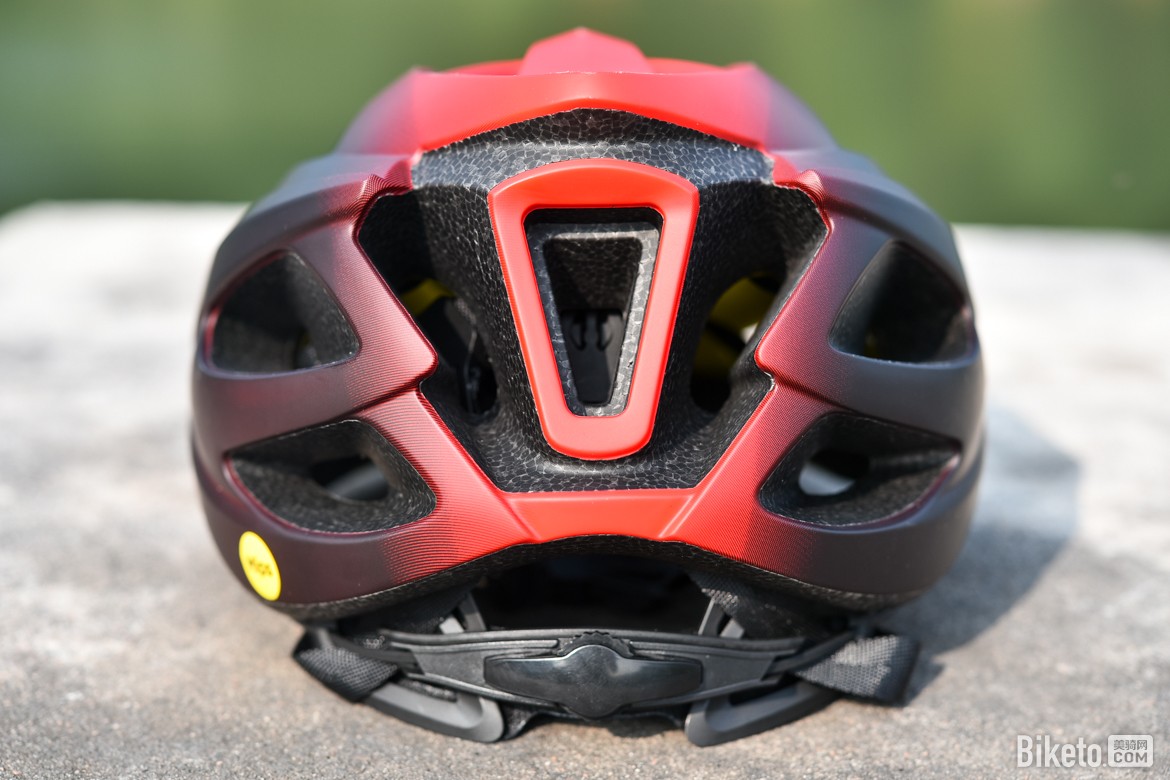 轻且更安全 只要299元！PMT MIPS头盔评测|头盔|骑行装备与器材|公路赛 - 美骑网|Biketo.com