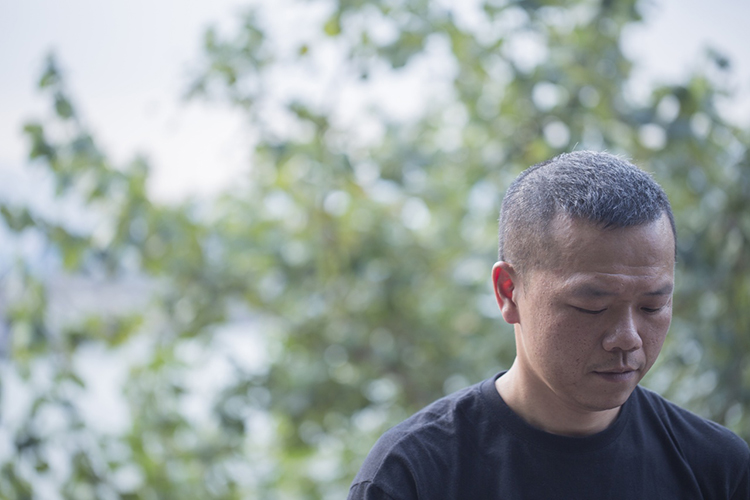 走出抑郁症阴影 他决定骑独轮车环台湾做慈善